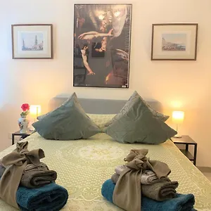 Casa Luba Lucca